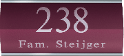 Naambord van gegraveerd Gravoglas in frame 21 x 10,5 cm