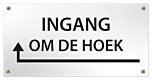Tekstbord Kunststof Ingang om de hoek met pijl links zwart