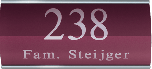 Naambord van gegraveerd Gravoglas in frame 21 x 10,5 cm