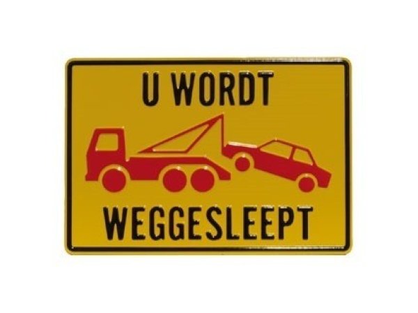 Tekstbord Aluminium U wordt weggesleept